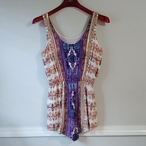 Minkpink Aztec print multicolored romper. - Picture 2 of 8